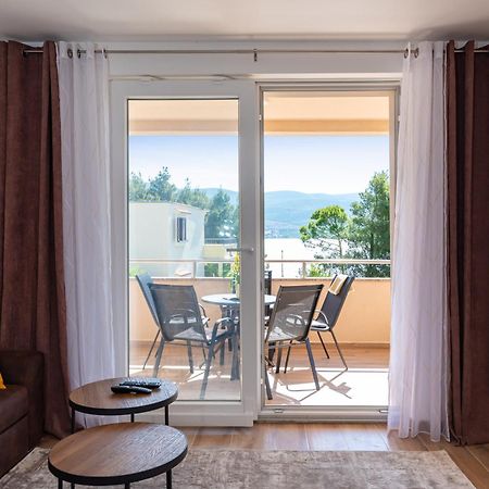Apartmani Lelu Pridraga Eksteriør billede