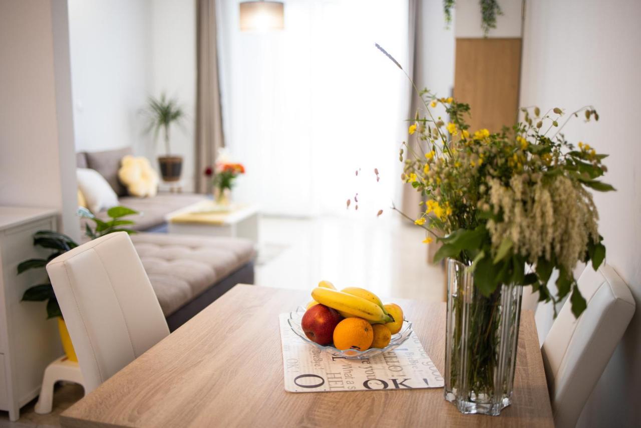 Apartmani Lelu Pridraga Eksteriør billede