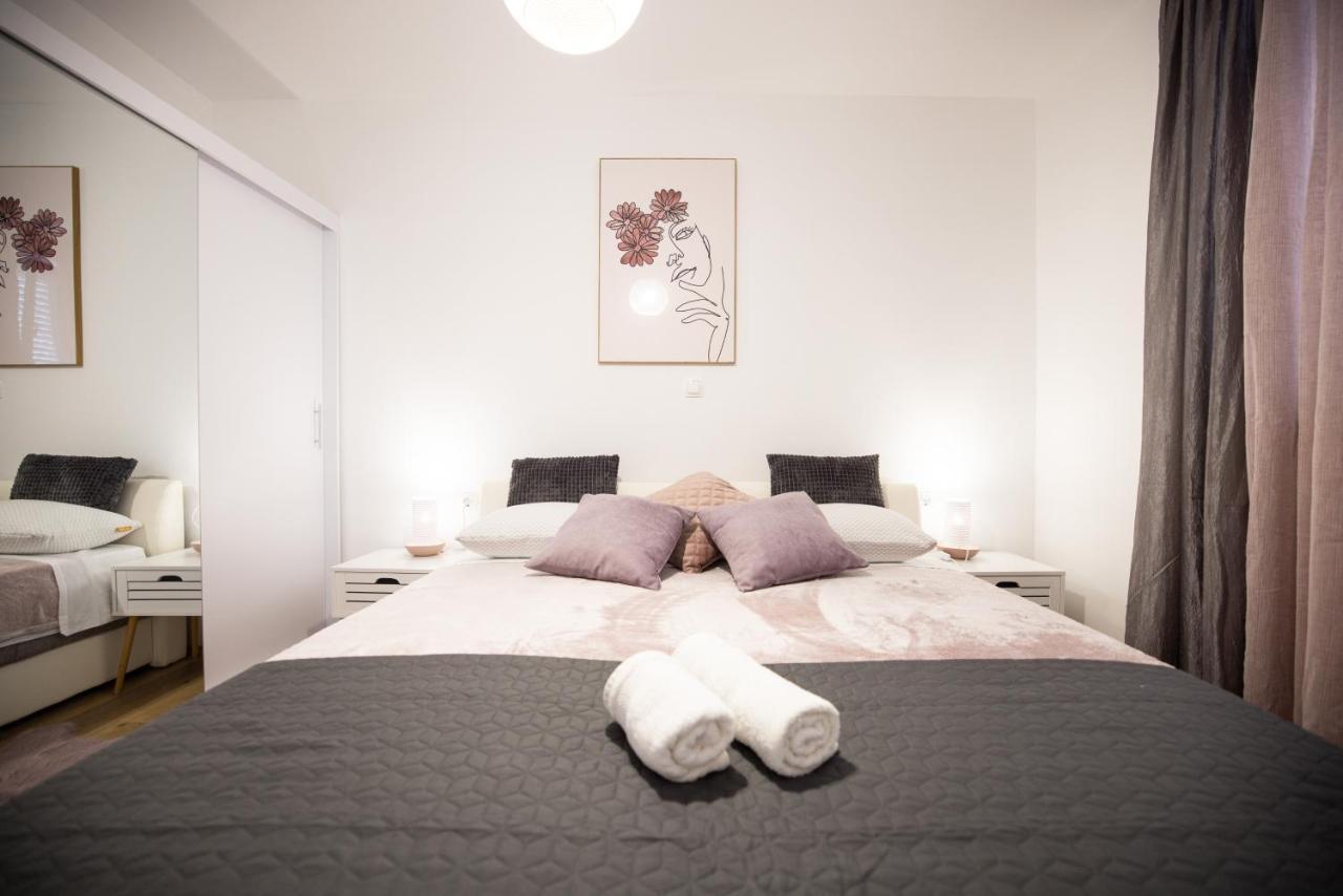 Apartmani Lelu Pridraga Eksteriør billede