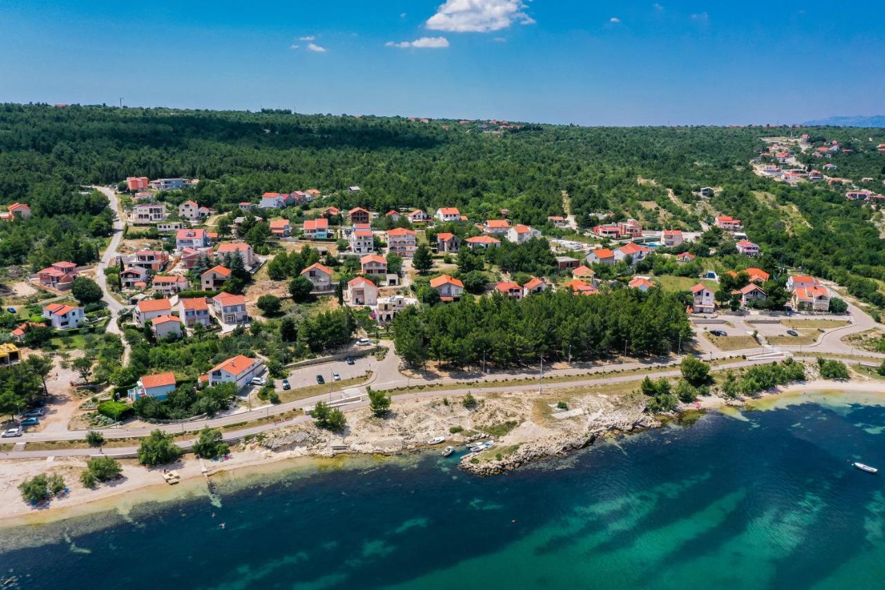 Apartmani Lelu Pridraga Eksteriør billede