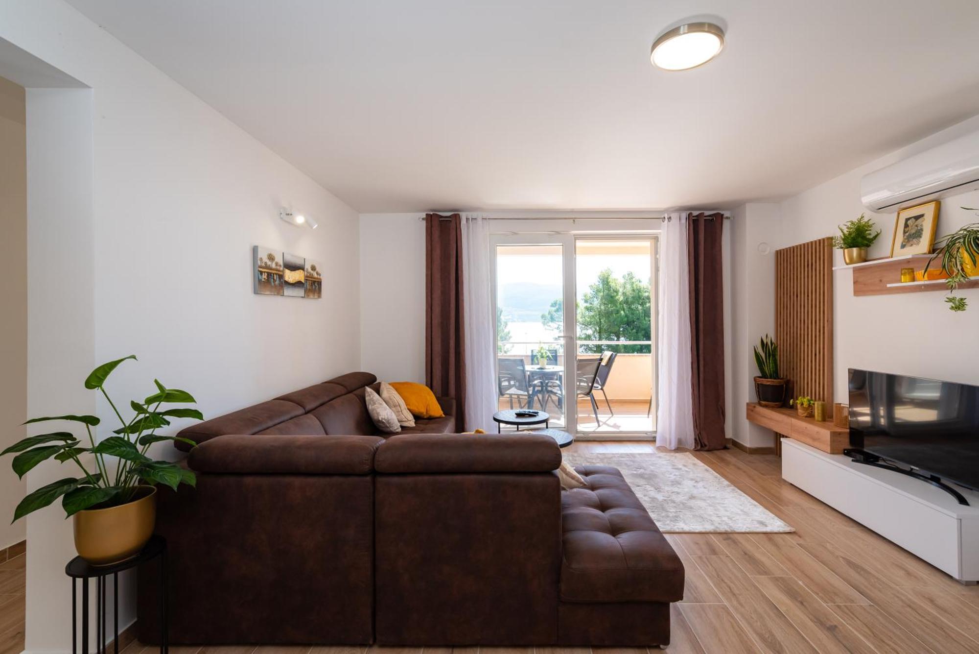 Apartmani Lelu Pridraga Eksteriør billede